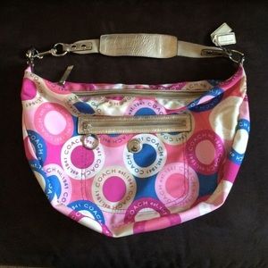coach handbag super cute and stylish and clean. excellent condition